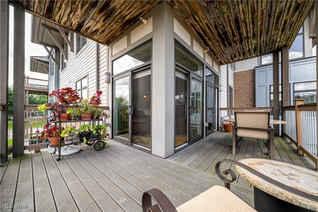 Loft Bldg 02 - Residential