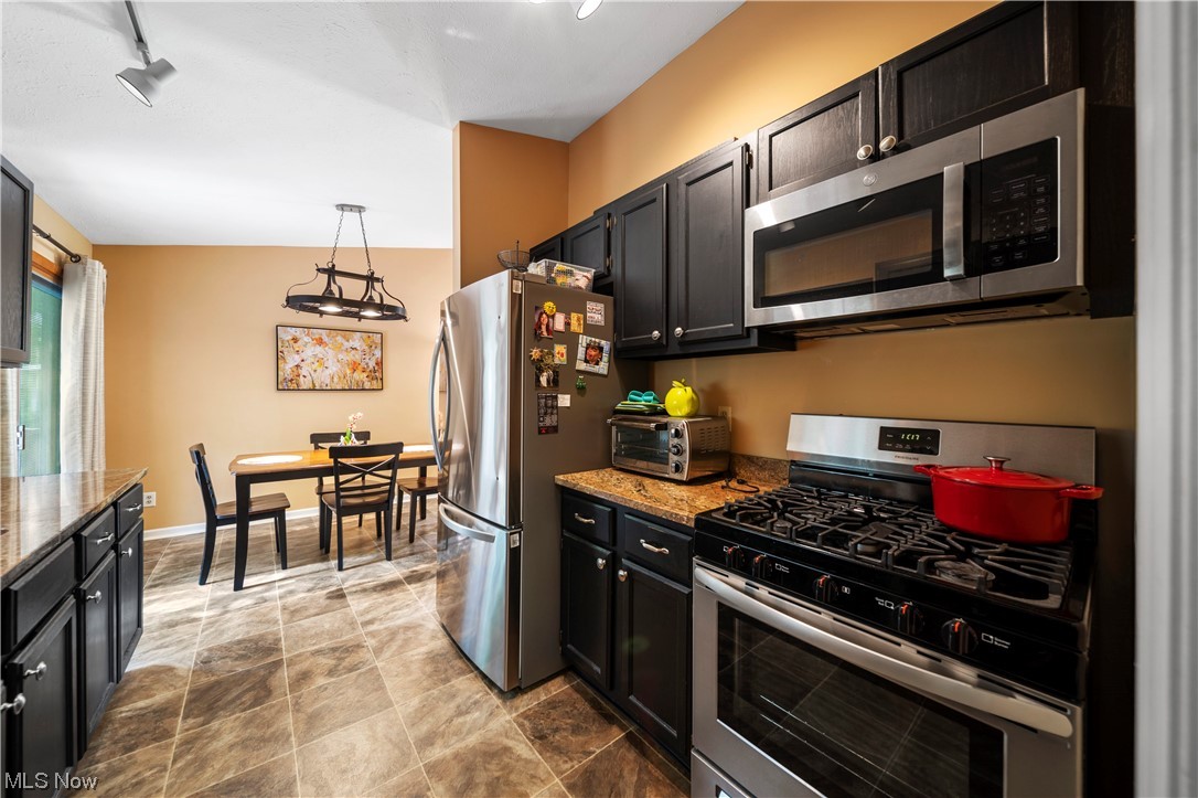 Farmington Meadows - Residential