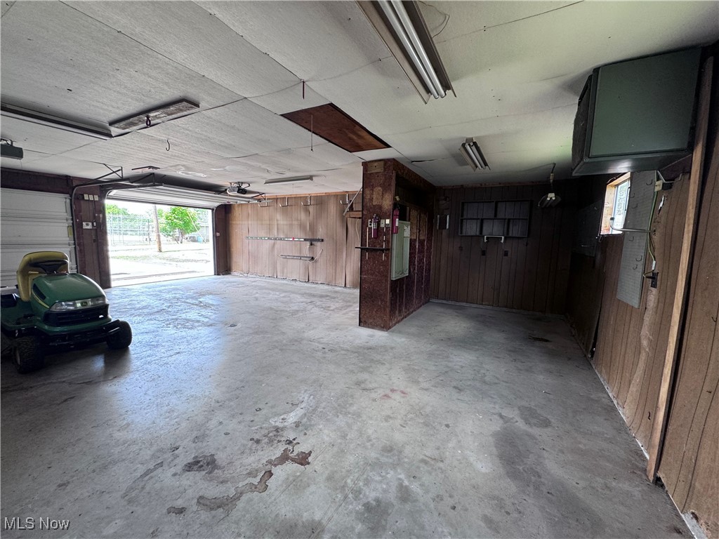 Tcts B & D Nicely & Nicely Adn - Residential