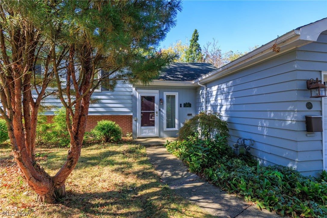 490 Bassett Road