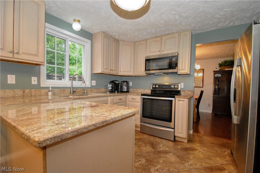 Holly Hills - Residential