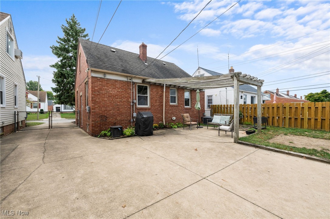 Memphis Villas - Residential