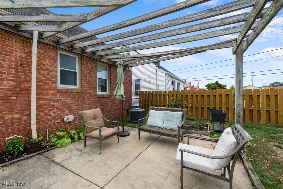 Memphis Villas - Residential