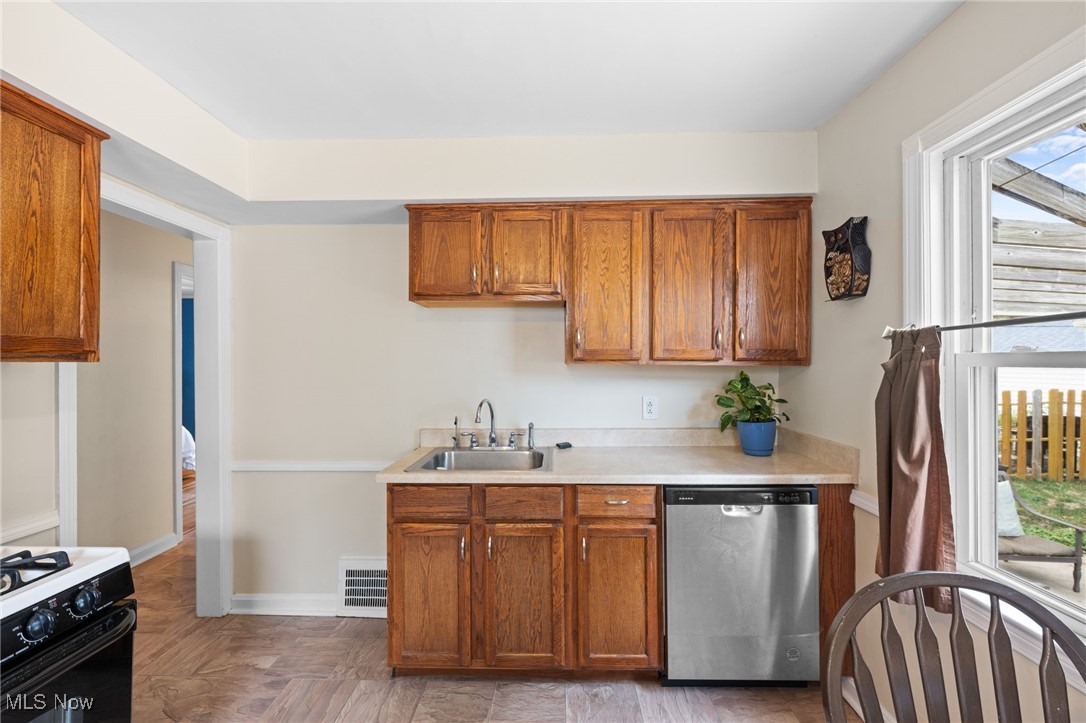 Memphis Villas - Residential