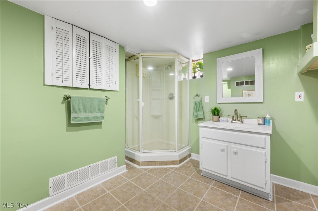 Memphis Villas - Residential