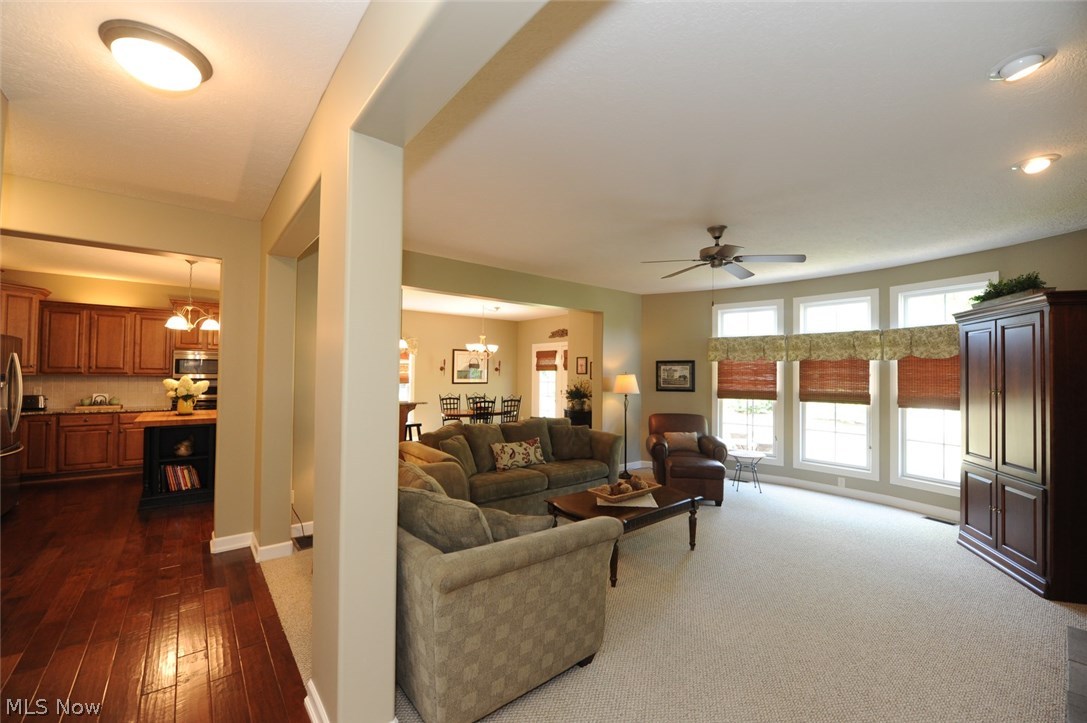 Rolling Green 01 - Residential