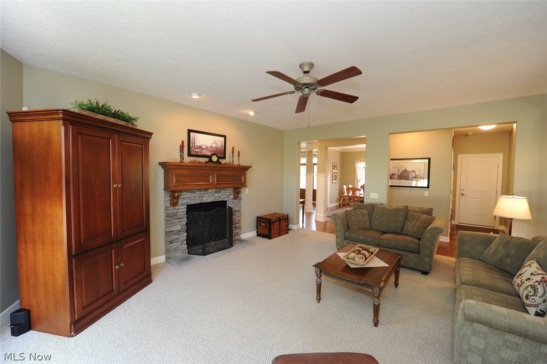 Rolling Green 01 - Residential