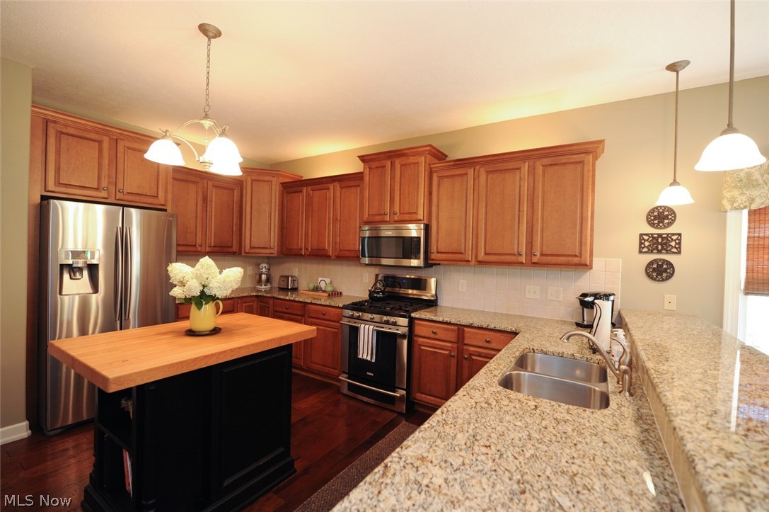 Rolling Green 01 - Residential