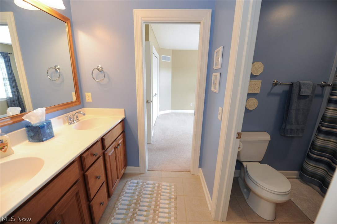 Rolling Green 01 - Residential