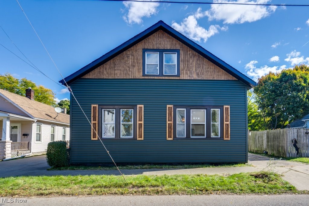 3207 W 50th Street, Cleveland, Ohio image 1