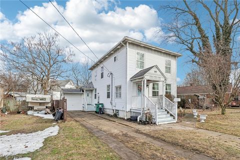 Tiny photo for 145 Walnut Street, Geneva, OH 44041 (MLS # 5188228)
