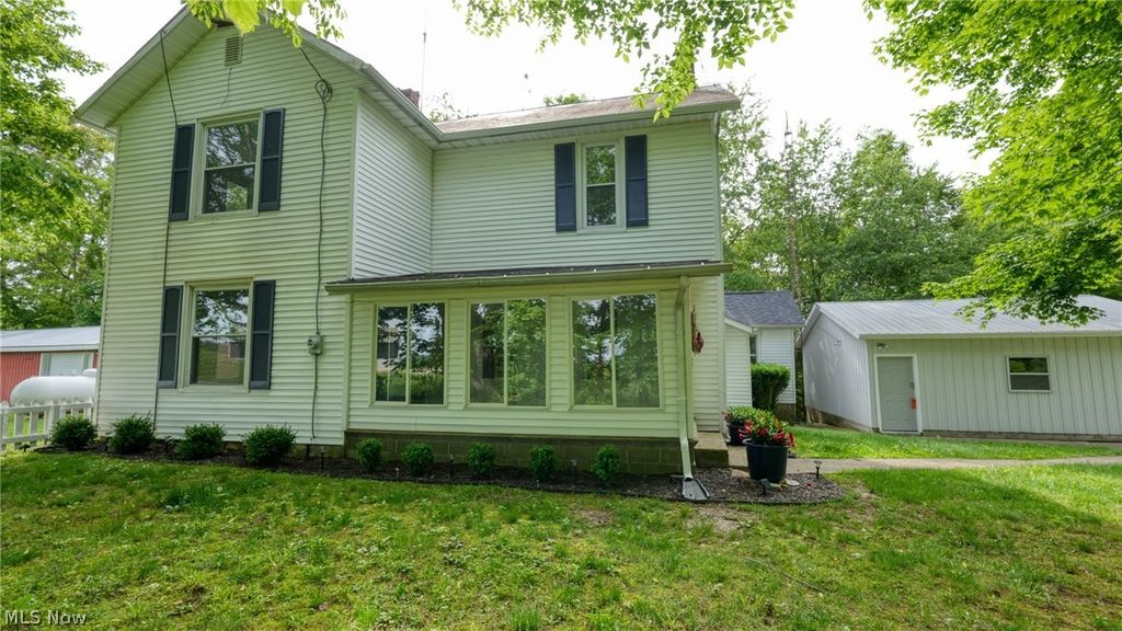 Photo of 13300 Mount Zion Road, Frazeysburg, OH 43822 (MLS # 5212441)