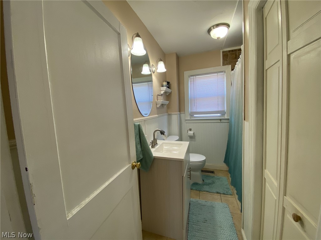 Bebusseys Neale View Adn #41 - Residential