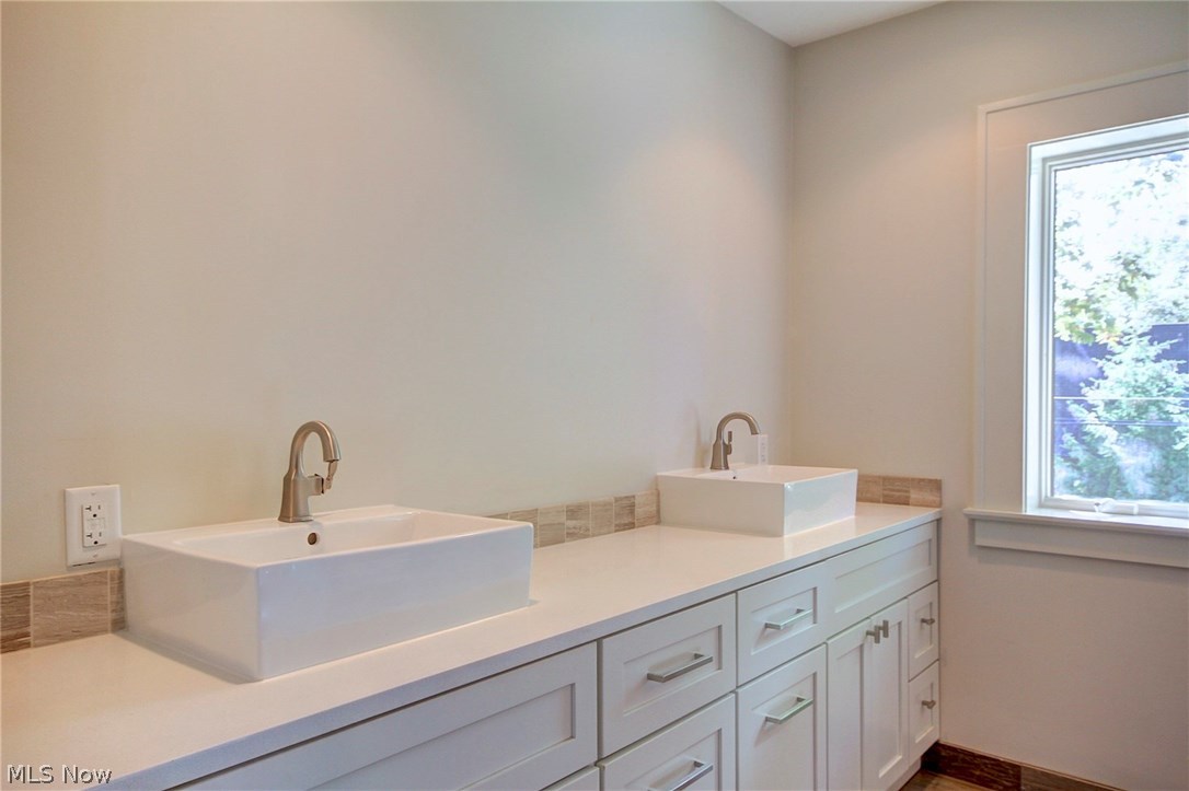 Fournier Realty Cos Wooster - Residential