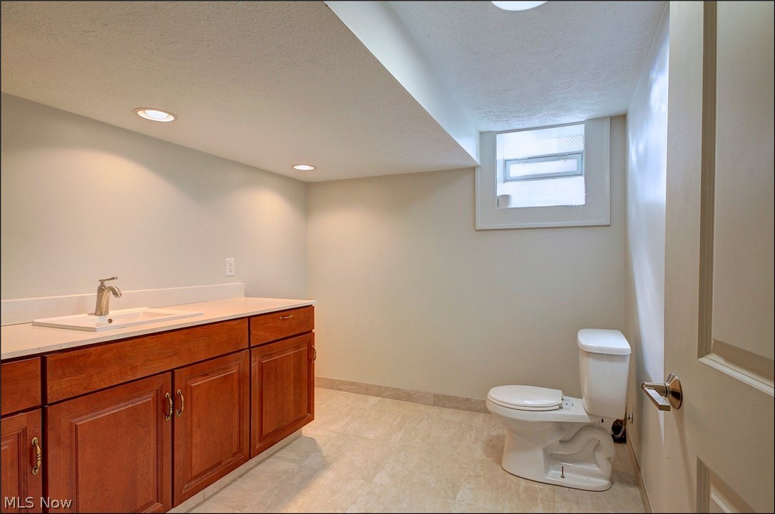 Fournier Realty Cos Wooster - Residential