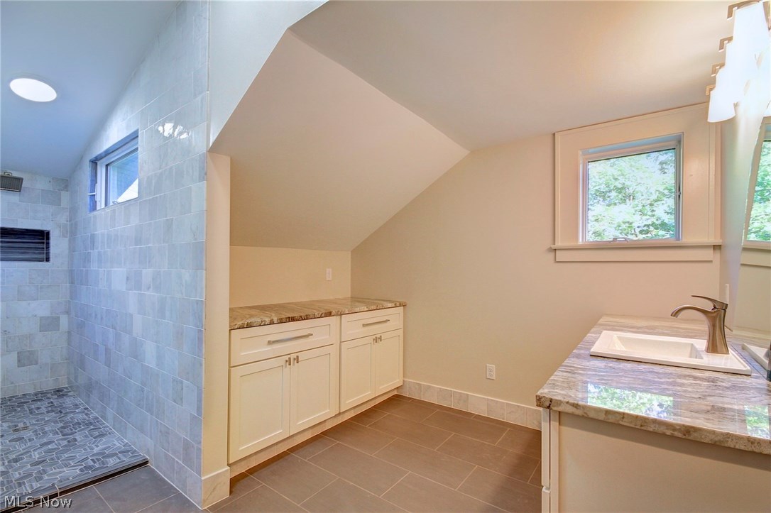 Fournier Realty Cos Wooster - Residential