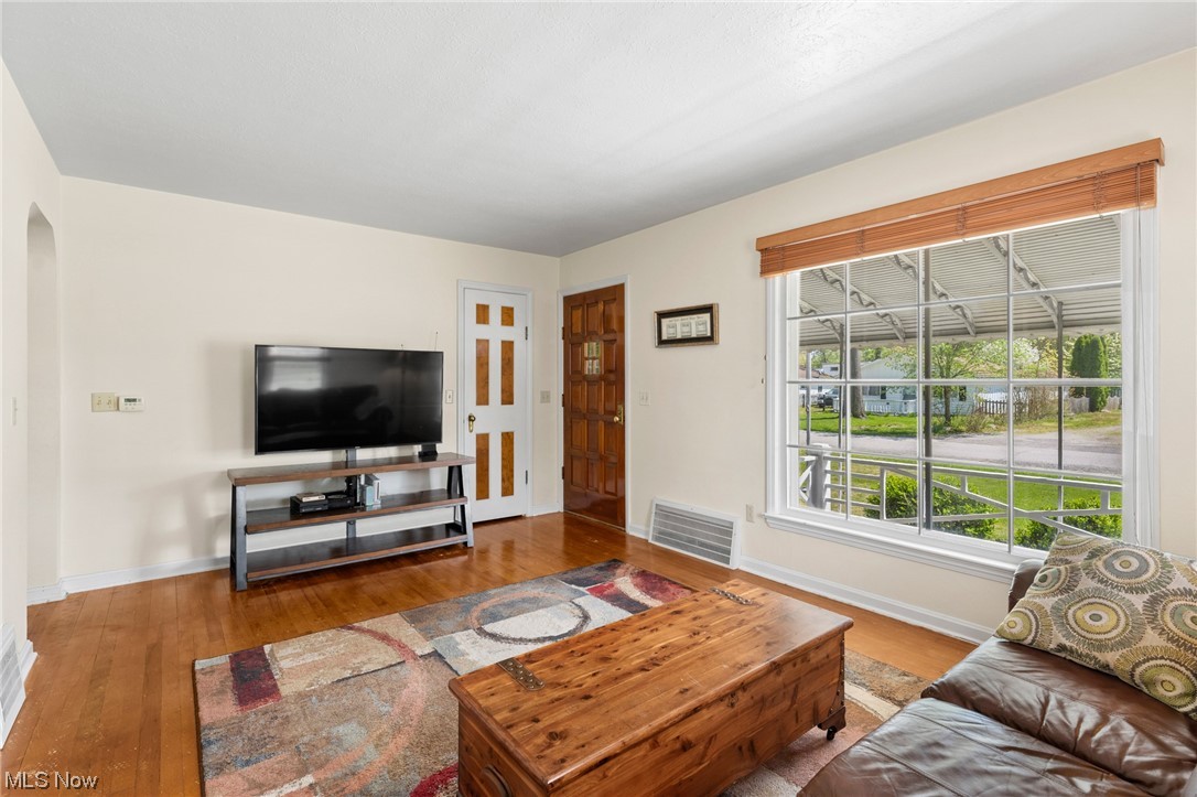 Vineyard Beach Sub - Residential