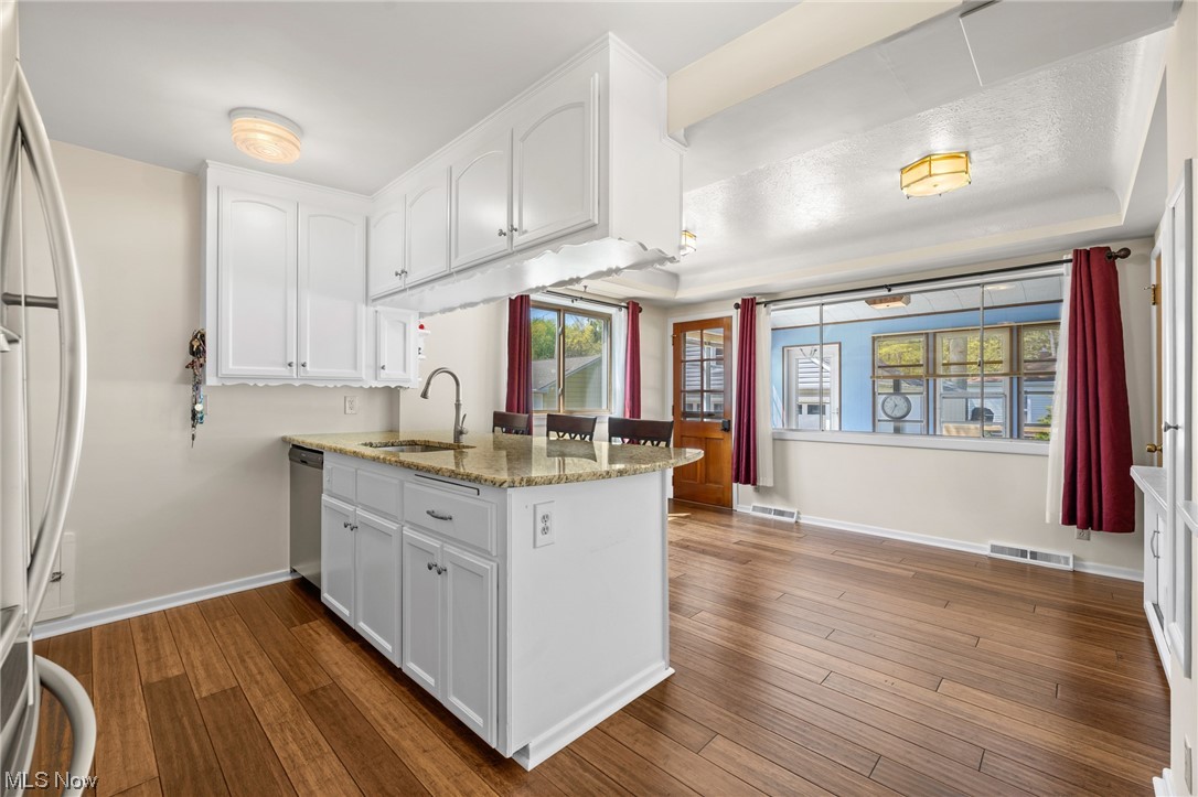 Vineyard Beach Sub - Residential