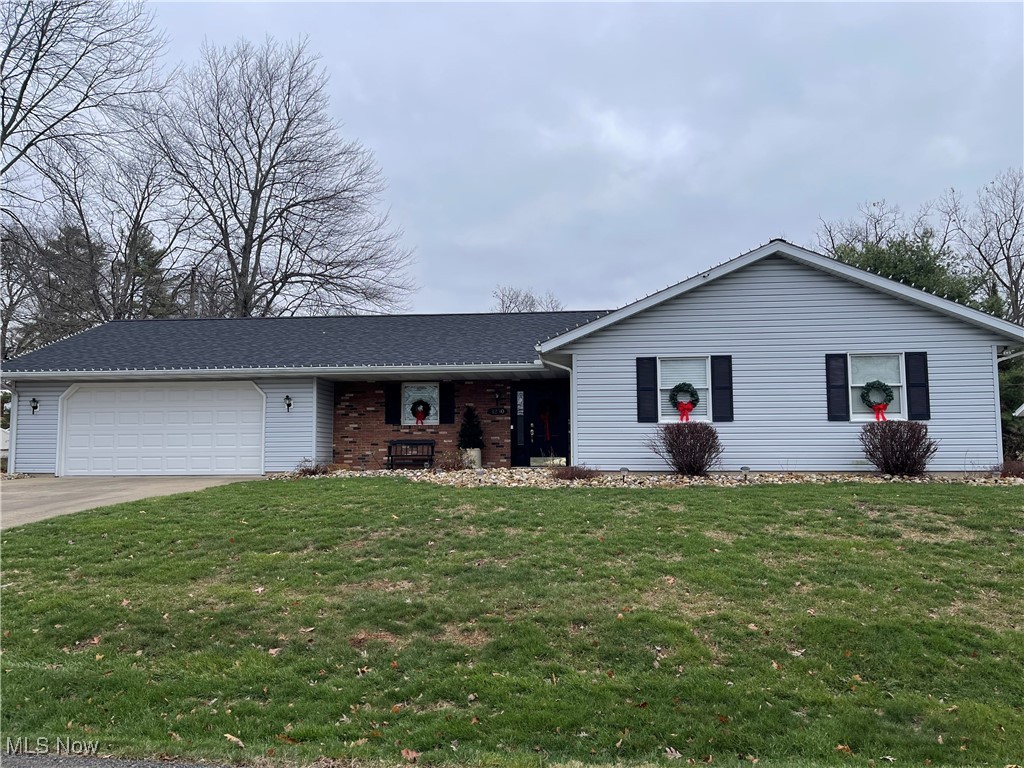 3230 Field Drive, Zanesville, Ohio image 1