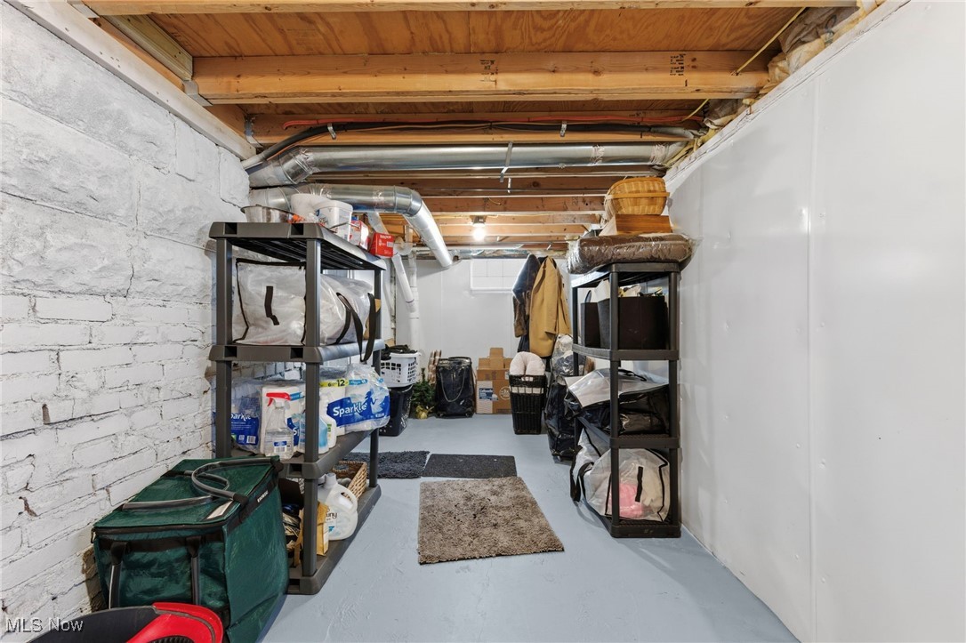 Pumphrey Realty Cos Orch Grove - Residential