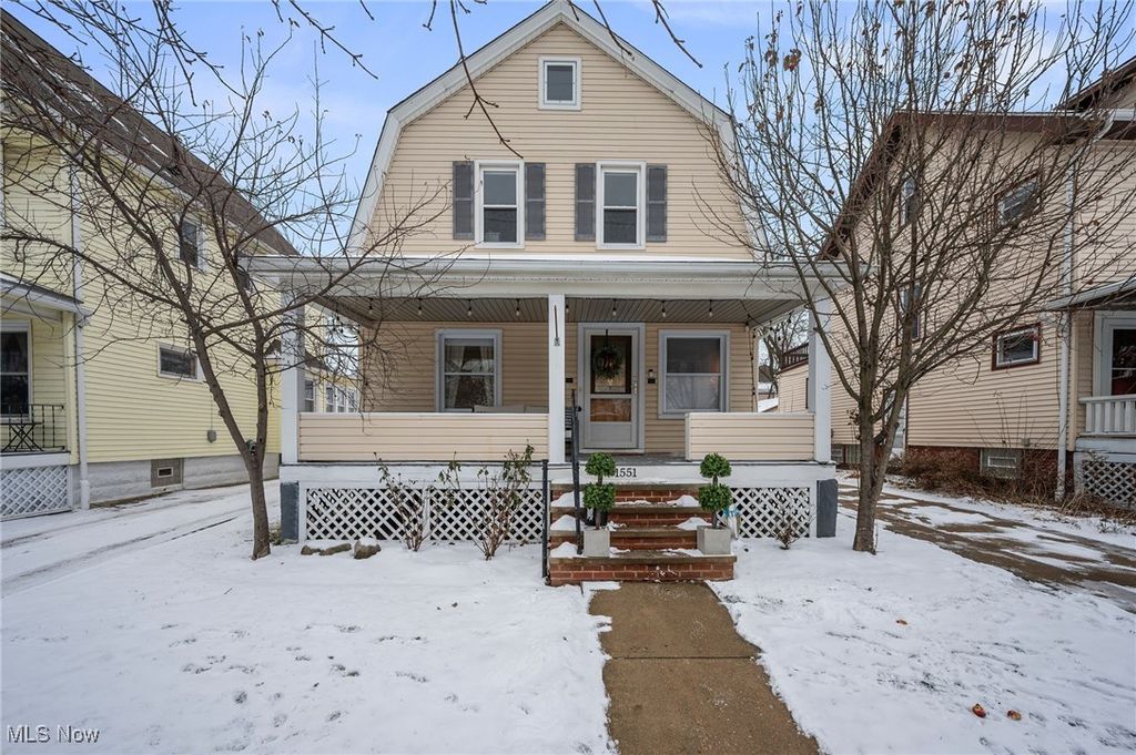 Photo of 1551 Orchard Grove Avenue, Lakewood, OH 44107 (MLS # 5176056)