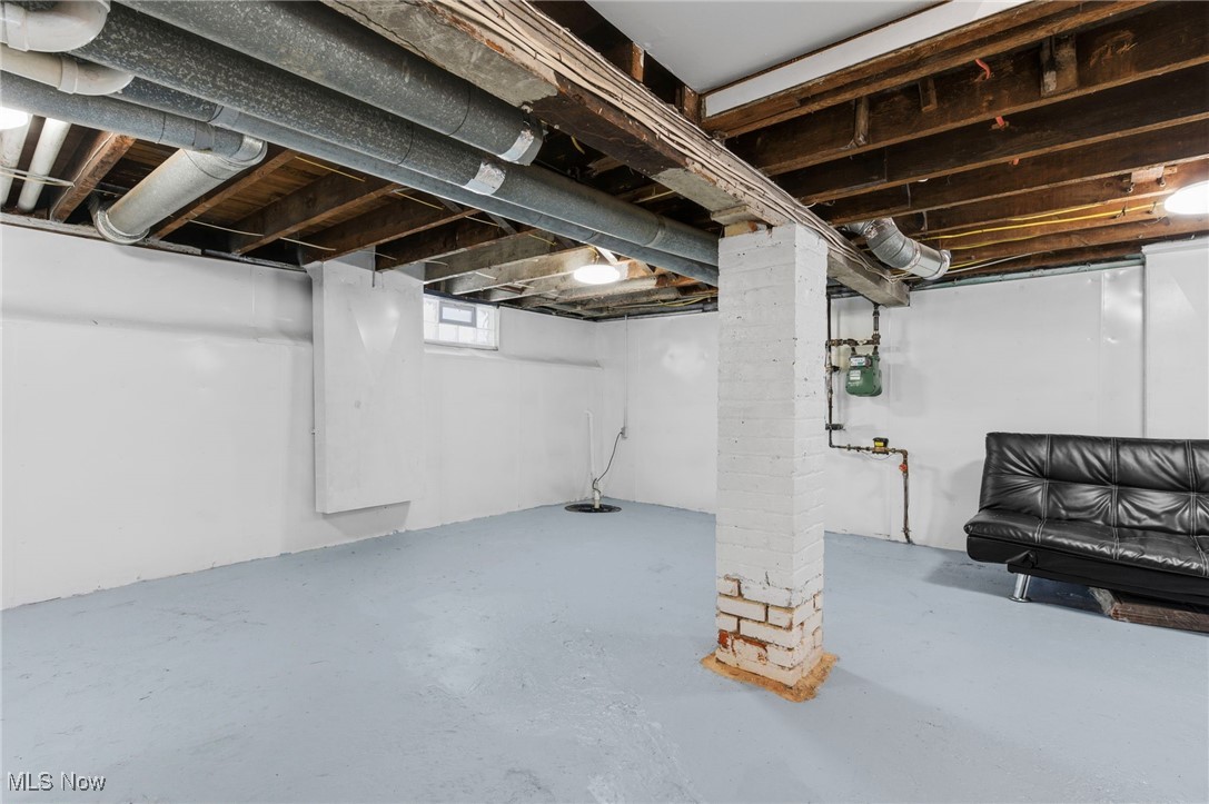 Pumphrey Realty Cos Orch Grove - Residential