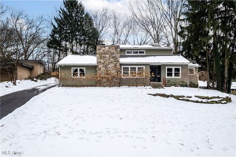 554 BASTOGNE Drive Akron OH 44303