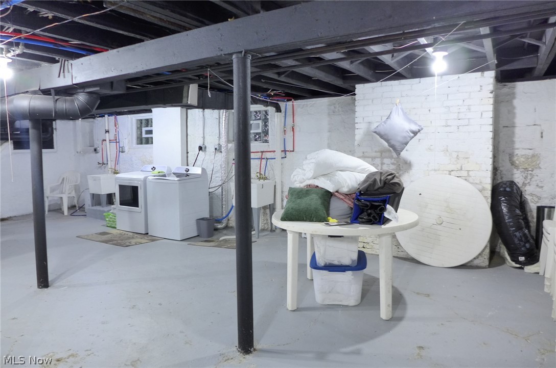 H B Pumphreys Resub - Residential Income