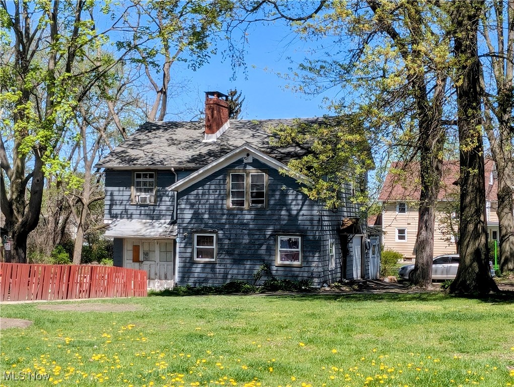 Holmes - Commercial Sale