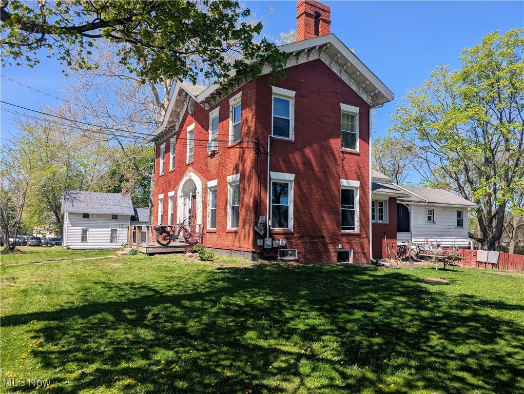 Holmes - Commercial Sale