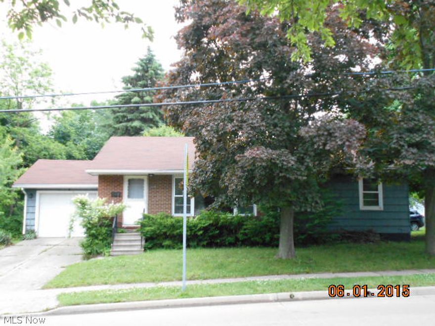 Nice ranch with lots of potential. Hardwood floors, two fireplaces and 2-car garage! Selling as is. Buyer will be responsible for all inspections and due diligence. Seller will make no repairs or concessions. Proof of funds with all offers.