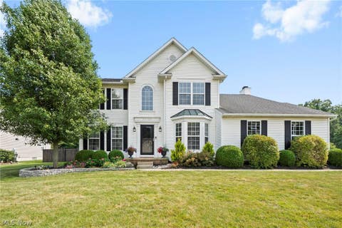 Homes For Sale - 37189 Terrell Drive<br/> North Ridgeville, OH 44039