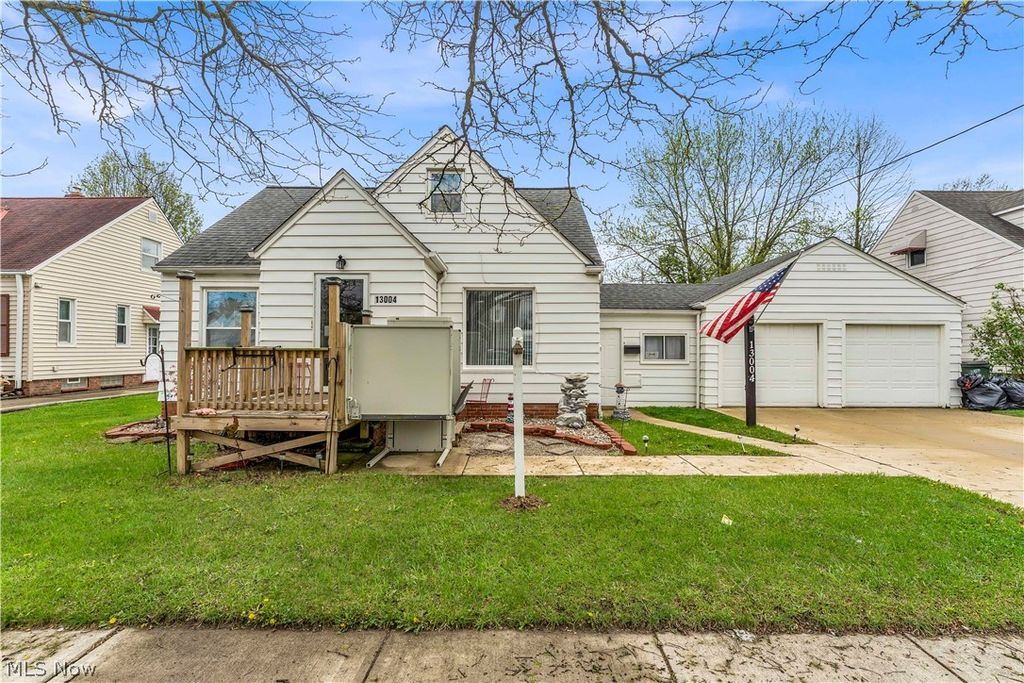 Photo of 13004 Rockside Road, Garfield Heights, OH 44125 (MLS # 5202166)