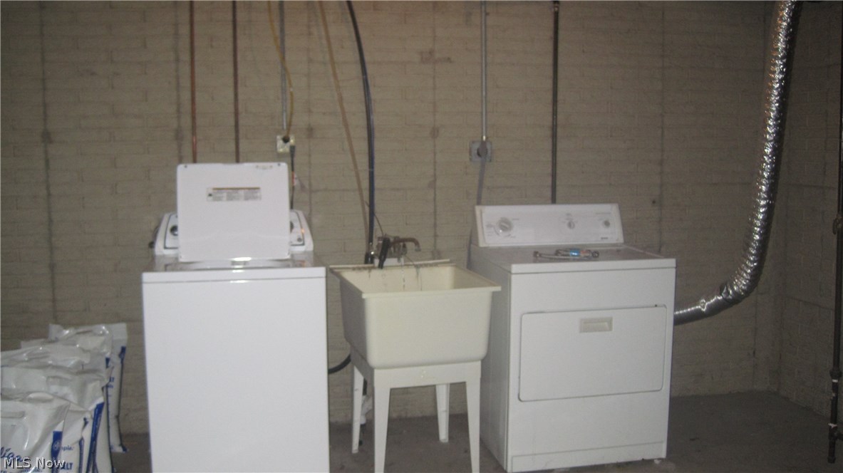 Strawberry Fields Condo - Residential