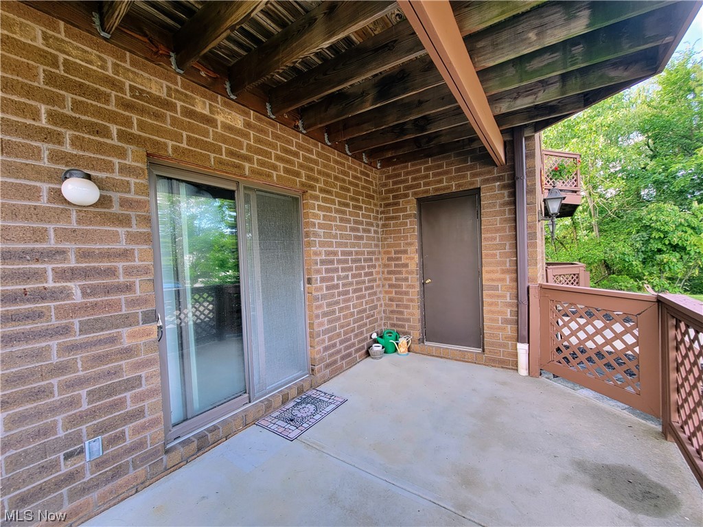 Courts of Country Lakes - Residential