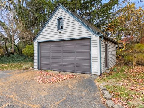 Tiny photo for 140 32nd Street NW, Canton, OH 44709 (MLS # 5179610)