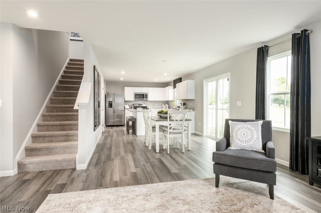 Washington Grove - Residential