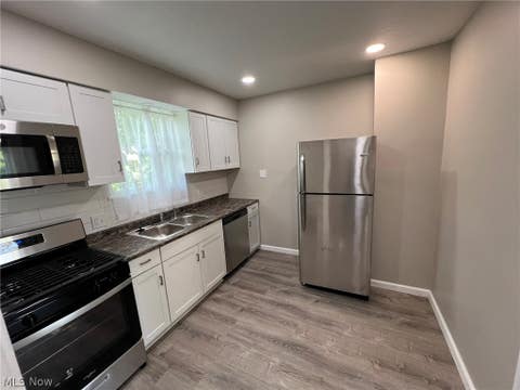 Tiny photo for 784 Rosamond Avenue, Akron, OH 44307 (MLS # 5237803)