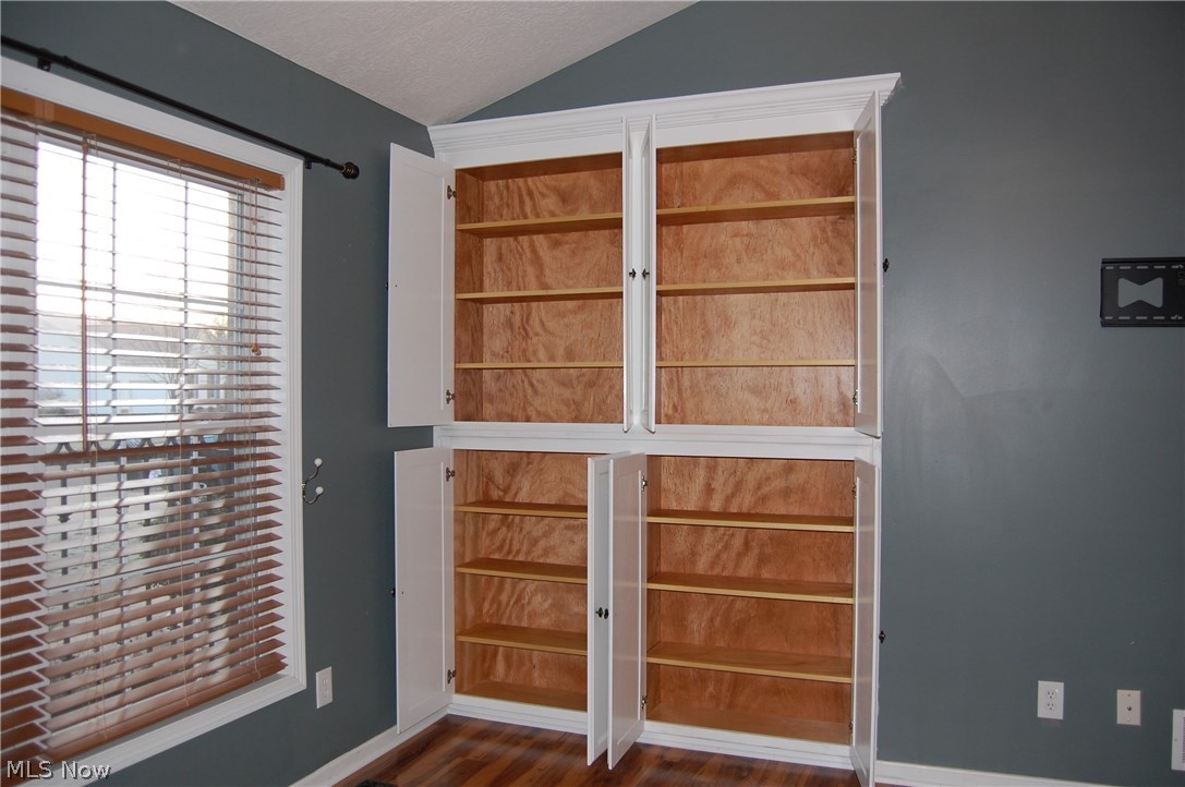 Saratoga Hills 01 - Residential