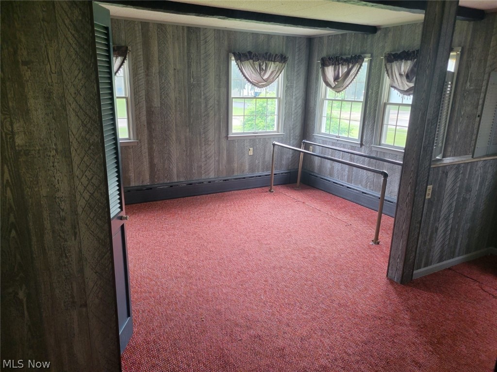 Village/Wellington - Residential