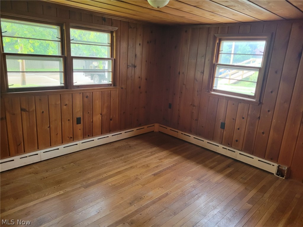 Village/Wellington - Residential