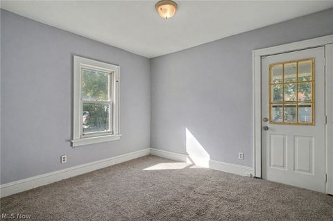 Tiny photo for 1100 Beardsley Street, Akron, OH 44301 (MLS # 5187913)