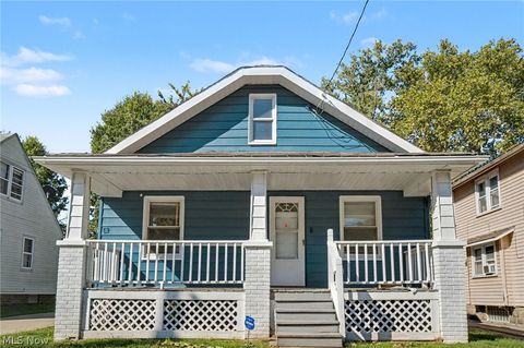 Tiny photo for 1100 Beardsley Street, Akron, OH 44301 (MLS # 5187913)
