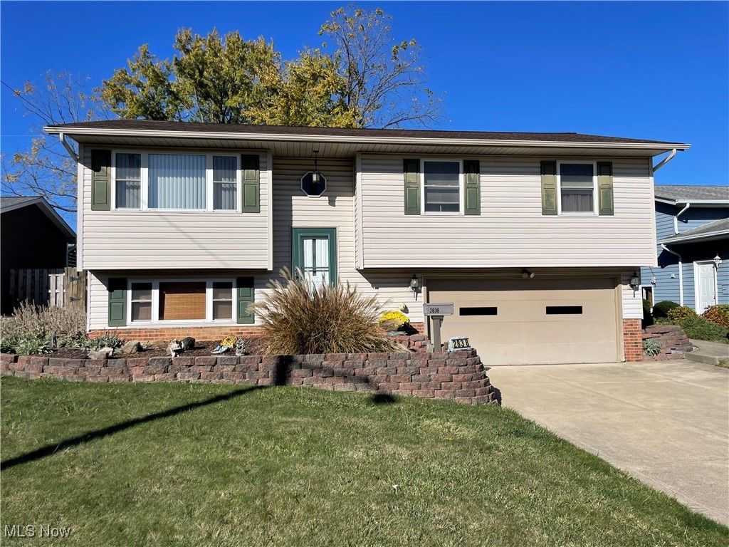 Photo of 2838 Marda Drive, Parma, OH 44134 (MLS # 5168197)