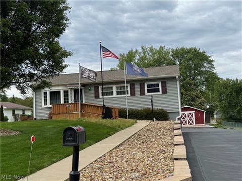 Homes For Sale - 725 46th Street<br/> Stark County, Canton, OH 44706