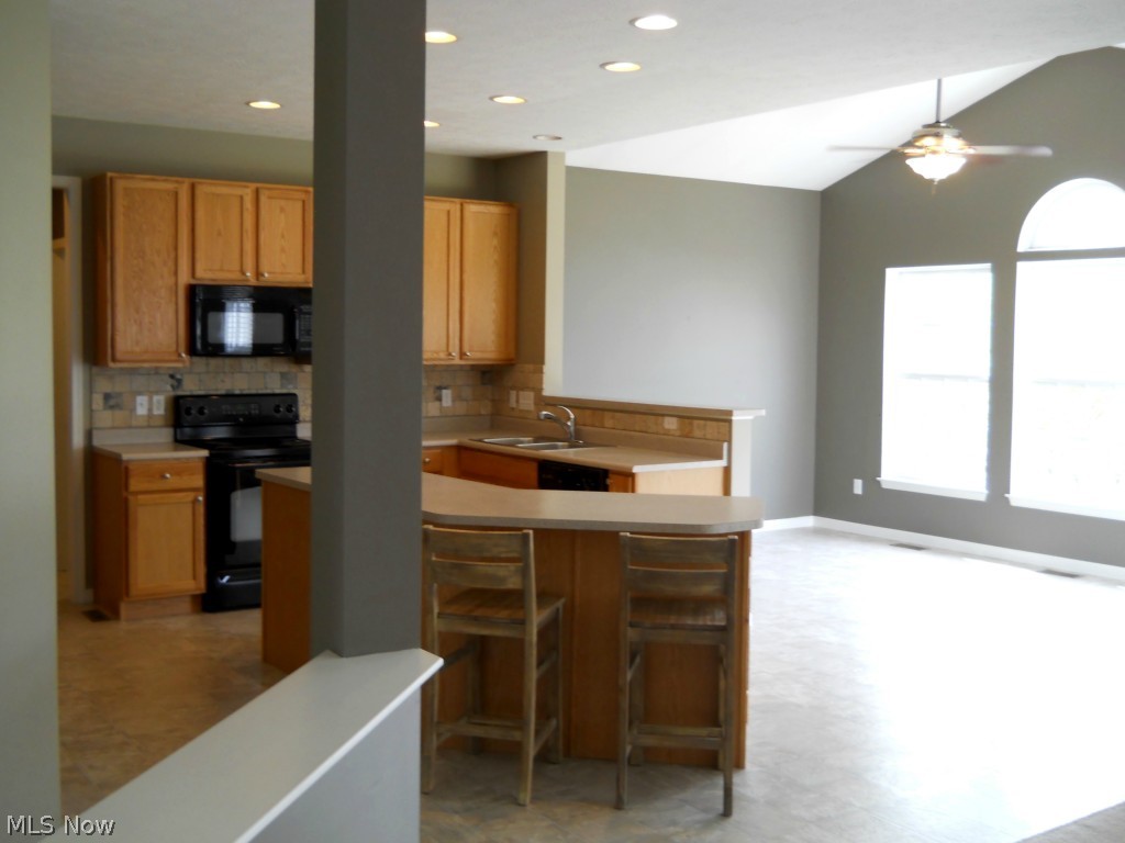 Saddle Crk 03 - Residential