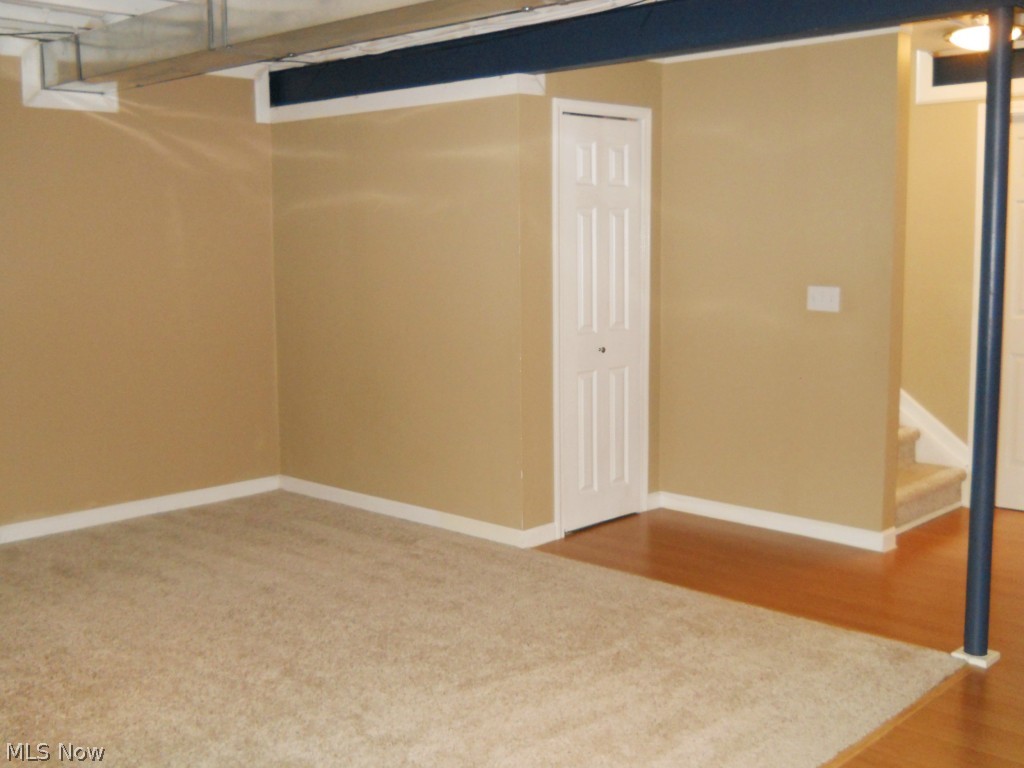 Saddle Crk 03 - Residential