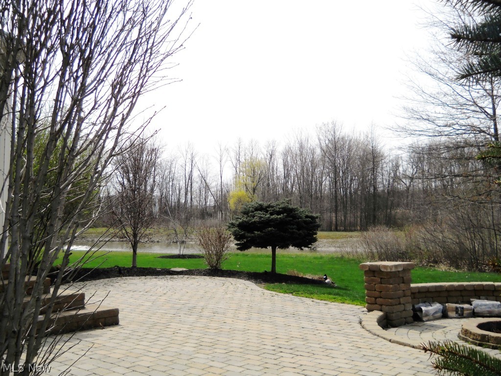 Saddle Crk 03 - Residential