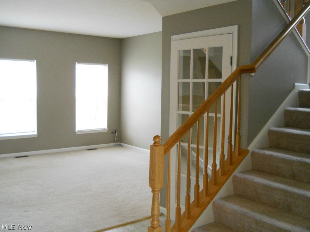 Saddle Crk 03 - Residential