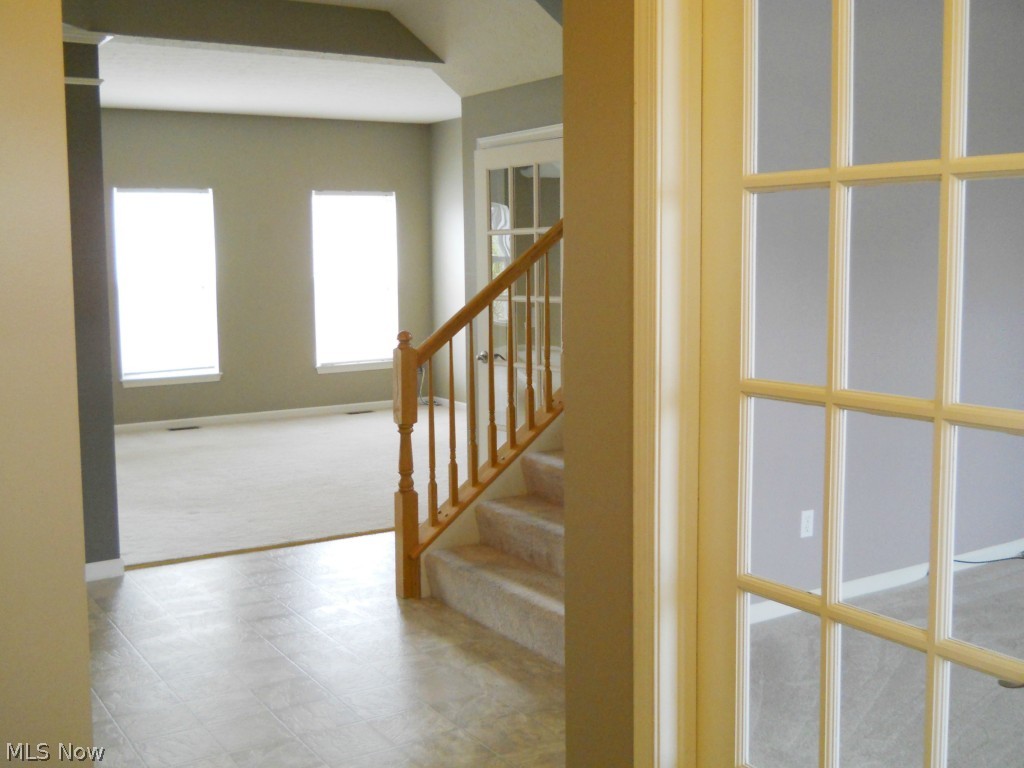 Saddle Crk 03 - Residential